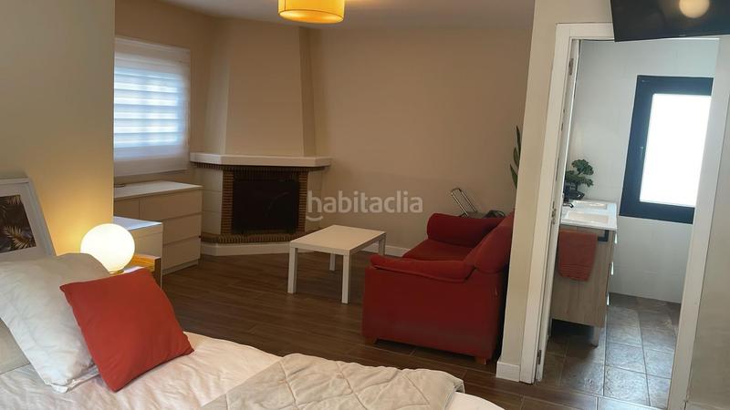 Foto e55f002e-ac0b-4b86-a538-9fa1e8d2c43c. Xalet amb calefacció aparcament piscina a Los Pinos Algeciras