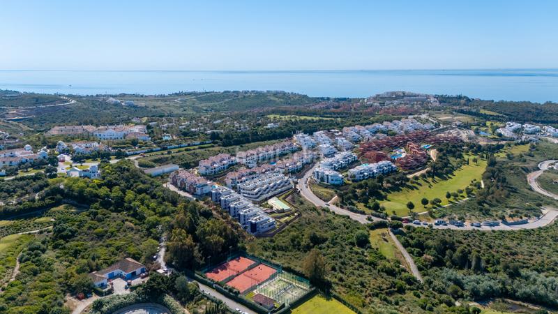 Foto bbb10b09-4295-457e-b4da-5cc7a1485efd. Dachwohnung 116m<sup>2</sup> mit pool in Casares golf - Casares del sol Casares