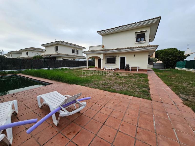 Foto 48befaa4-5ae1-4437-ac76-d442bd84e480. Chalet mit parking pool in Novo Sancti Petri Chiclana de la Frontera