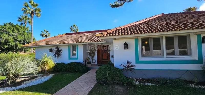 Foto 46099298-1de9-4fbd-9a23-06f2d28b3ff8. Xalet amb aparcament piscina a Sotogrande costa Sotogrande