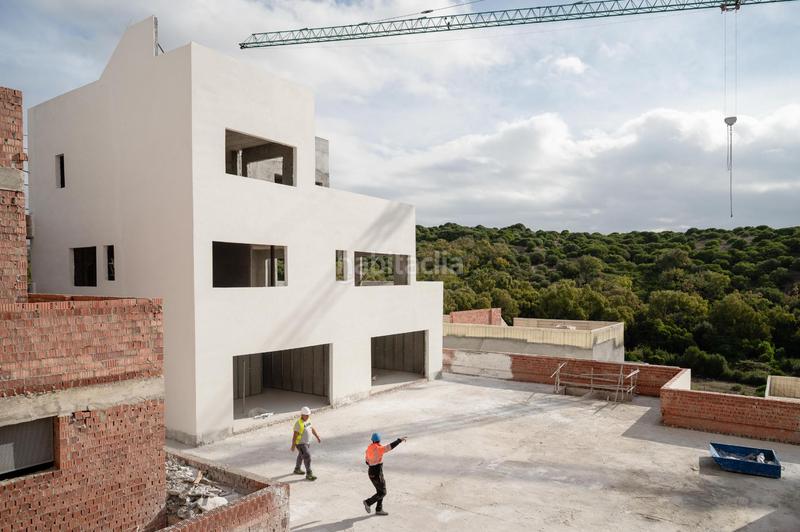 Foto 9e2f5e35-4344-48c2-a96b-a7565c7f9513. Piano terra con parcheggio piscina in Tarifa ciudad Tarifa