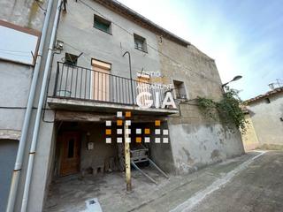 Casa a Carrer muralla 5. Casa per rehabilitar a puigverd d'agramunt