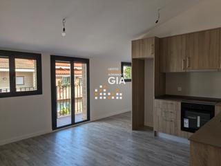 Pis a Carrer de pompeu fabra 4. Pis en venda