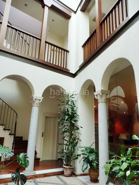Foto 3d8f3df4-c1b6-4def-91c5-a8667b7783c8. Casa amb calefacció aparcament a Centro Córdoba