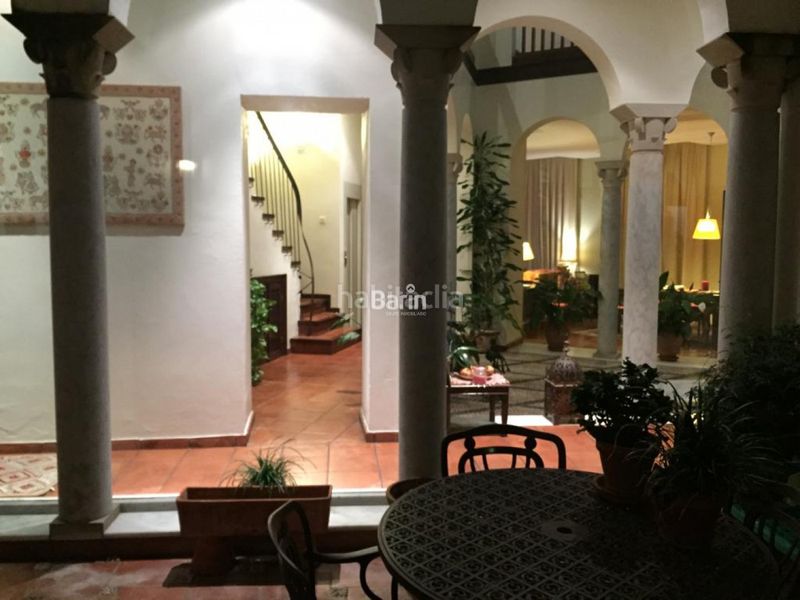 Foto d12edaf1-d106-4101-9cff-fb8a36b116e5. Casa amb calefacció aparcament a Centro Córdoba