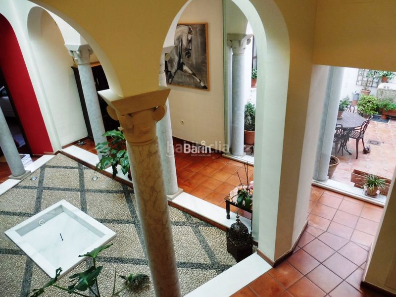 Foto ff9bfe43-4a49-44b8-82e1-d46e3f0e22d9. Casa amb calefacció aparcament a Centro Córdoba