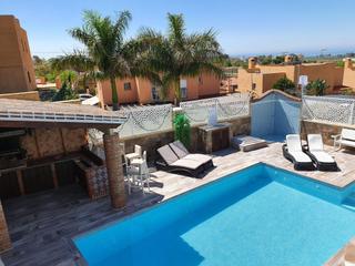Casa aparellada a Centro. Bonito adosado en torre del mar