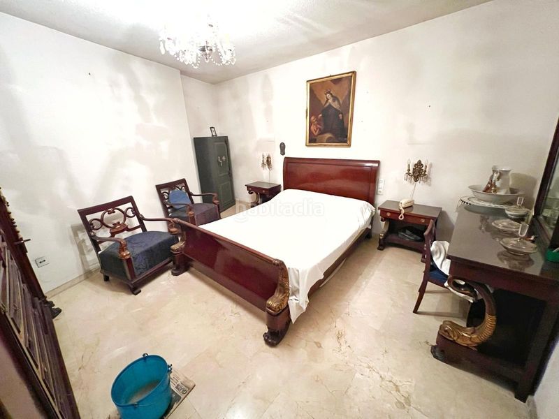 Foto f586ac2d-b9d6-4ad5-937a-f572ce39cc5e. Pis amb aparcament a Centro Córdoba