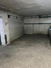 Parking coche en Huerta de la Reina - Trassierra. Garaje en venta junto a vialrenfe
