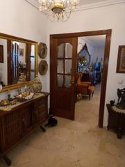 Appartement à Centro. Señorial piso junto a las tendillas.