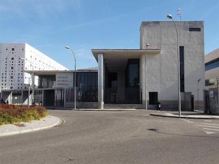 Nau industrial a El Higuerón. Nave en parque joyero