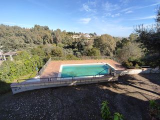 Chalet en El Brillante -El Naranjo - El Tablero. Chalet independiente en zona el brillante la castilleja !!!