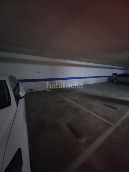 Foto dca383b1-3219-4249-b380-36f94e3fcfaa. Parking coche 2 plazas de garaje en glorieta amadora!! en Córdoba