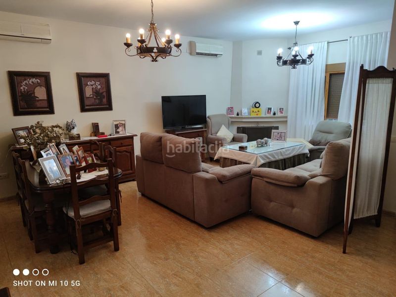 Foto 4de79193-fefb-4b64-a3e1-adf4076dd3f6. Casa amb aparcament piscina a Carlota (La)