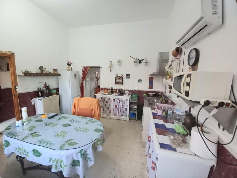 Foto 13f5edab-8d8a-4934-8b31-2862ee733d7c. Haus mit heizung parking in El Higuerón Córdoba