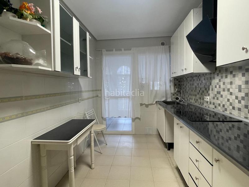 Foto 0afc2b2c-c67c-4375-97a6-3a4bf964a047. Maison jumelée avec parking piscine dans Lo Cea Rincón de la Victoria