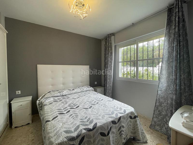 Foto 2da16db1-01ed-452f-82e7-3ee75250b298. Maison jumelée avec parking piscine dans Lo Cea Rincón de la Victoria