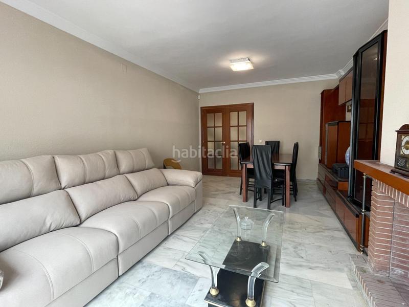 Foto b7e2b300-a88b-4523-88a2-63ec10ff5960. Maison jumelée avec parking piscine dans Lo Cea Rincón de la Victoria