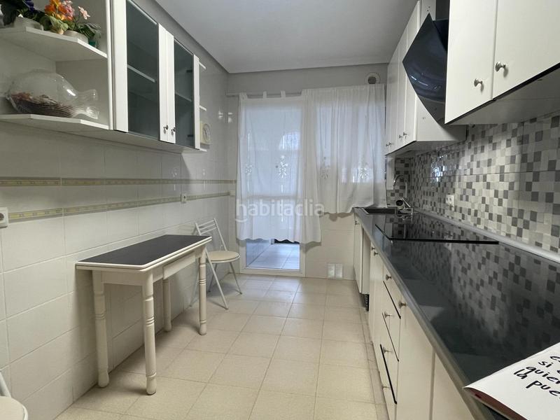 Foto f140ae85-d8c2-4e55-97a1-f4c058a16549. Maison jumelée avec parking piscine dans Lo Cea Rincón de la Victoria