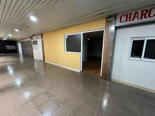 Location Local commercial à Guerrita 14. Ofician en centros de negocios los azahares