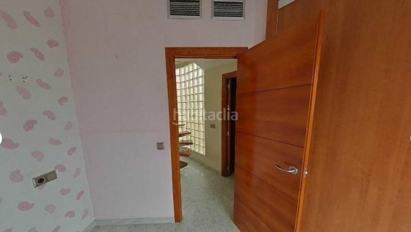 Foto 14cd601a-1042-4e52-8e58-65638617ffc9. Dúplex amb piscina a Cruz Roja Sevilla