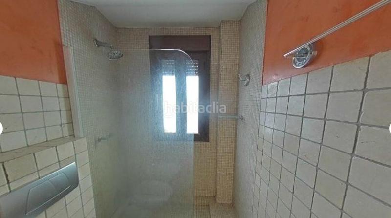 Foto 188a1540-27d3-4c83-aecf-9955eff257ed. Dúplex amb piscina a Cruz Roja Sevilla