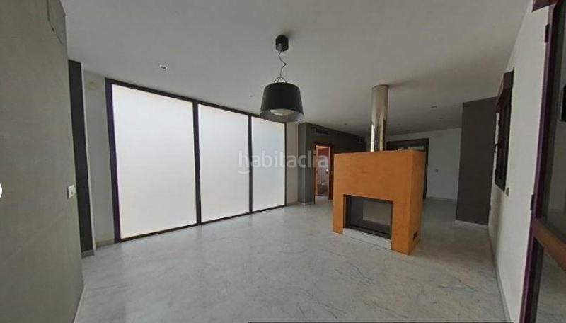 Foto b3f7dc32-a1ad-4a09-99d5-d3cd90277241. Dúplex amb piscina a Cruz Roja Sevilla