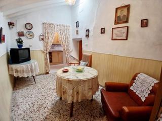 Casa en Canillas de Aceituno. Casa en venta en el centro de canillas de aceituno!