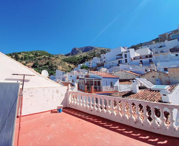 Foto ab9a8299-570b-4875-ac26-3272e5cc8ec6. Piso  en venta céntrico en Canillas de Aceituno !! en Canillas de Aceituno