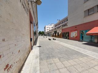 Local Comercial en Viñuela - Rescatado