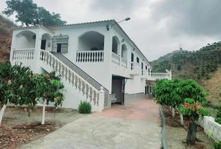 Casa a Viñuela. Gran casa en venta!! en la viñuela!!