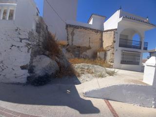Terreny residencial a Canillas de Aceituno. Parcela urbana  céntrica  en canillas de aceituno