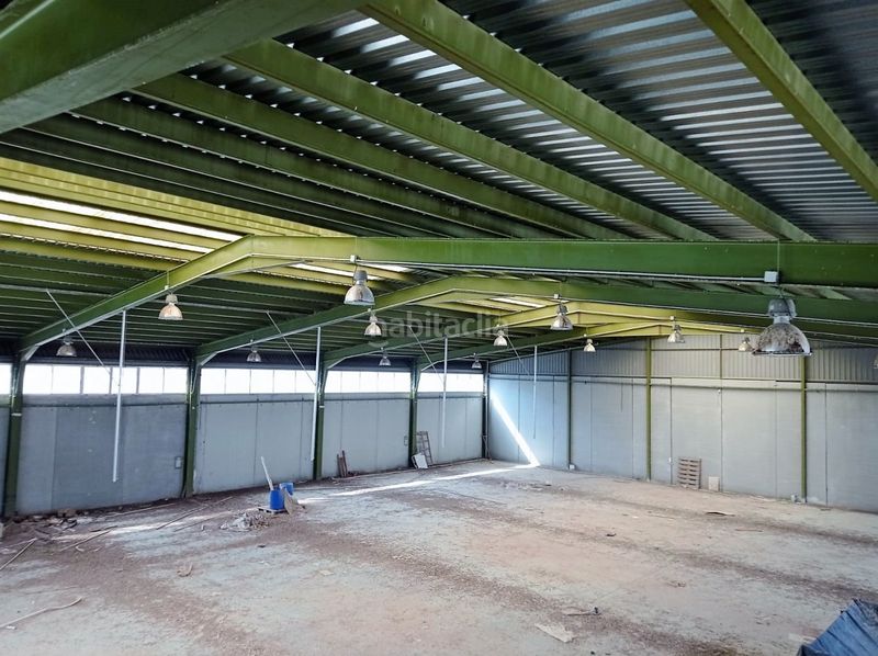 Foto b4fead9f-9977-4ae2-b57a-2c486d6227cb. Nau industrial a Jumilla