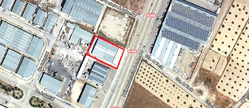 Foto be1a28e7-51a7-4ec2-b4a2-f91d4ca8502b. Nau industrial a Jumilla