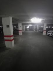 Aparcament cotxe a Santa Rosa - Valdeolleros. Plaza de garaje en venta santa rosa