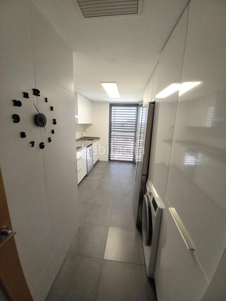 Foto 16cf2f81-8890-4a8c-ade1-e36ed1a7571c. Pis amb calefacció piscina a Poniente-Norte - Miralbaida - Parque Azahara Córdoba