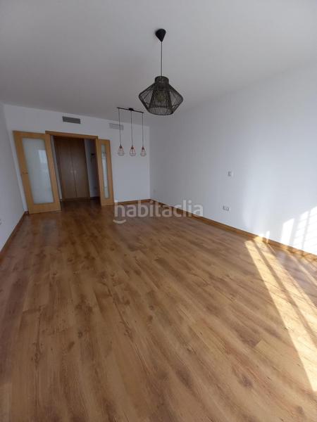 Foto 52208b49-8f18-4723-be2c-f9112610c6f1. Pis amb calefacció piscina a Poniente-Norte - Miralbaida - Parque Azahara Córdoba