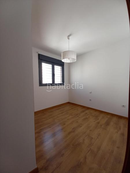 Foto b81b5105-273b-48b1-81da-b72b80a3cebf. Pis amb calefacció piscina a Poniente-Norte - Miralbaida - Parque Azahara Córdoba