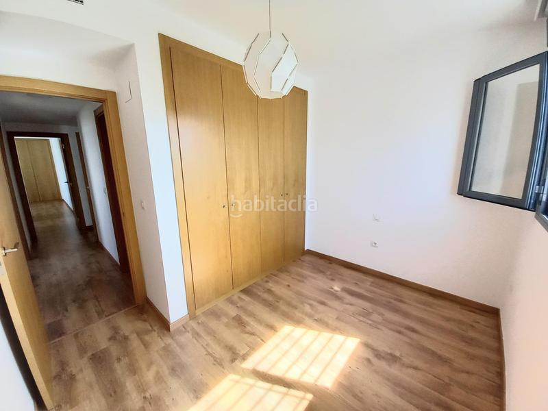 Foto c288498e-2b6f-4dff-a4f9-4e47af194173. Pis amb calefacció piscina a Poniente-Norte - Miralbaida - Parque Azahara Córdoba