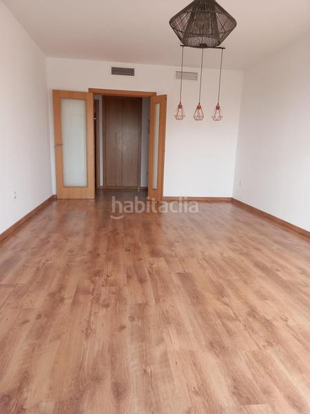 Foto e1a395ac-73e9-45f4-a12f-58cb9e08a0f6. Pis amb calefacció piscina a Poniente-Norte - Miralbaida - Parque Azahara Córdoba