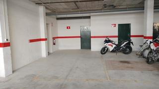 Aparcament cotxe a Añoreta Golf - Paraíso del Sol. Parking en residencial añoreta
