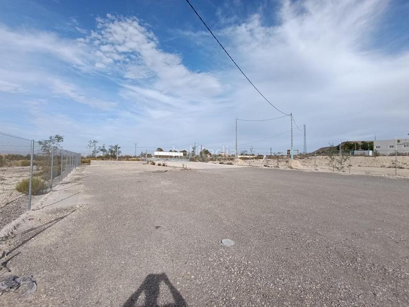 Foto 801d7310-c406-4521-a68b-76efb80e19a5. Gewerbliches grundstück in Albudeite