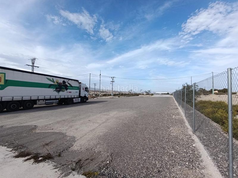 Foto d3ea6572-bd80-4420-a089-67472efc7f44. Gewerbliches grundstück in Albudeite