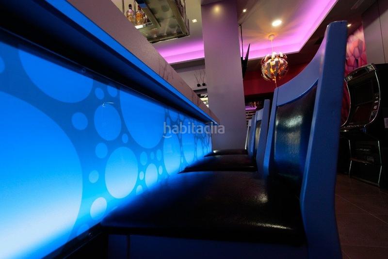 Foto 05a69b53-baf2-4372-b3a8-e4f0d933a900. Local commercial dans Los Guindos - Parque Mediterráneo - Santa Paula Málaga