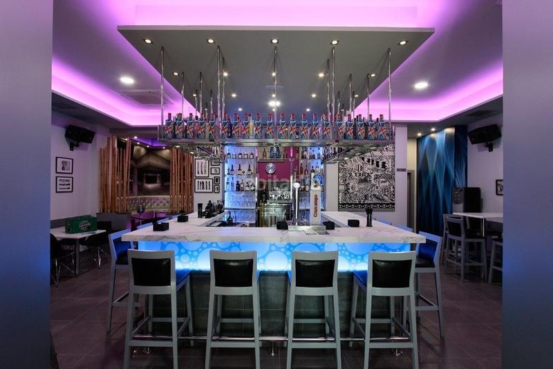 Foto 6b25775a-0b3f-4bb0-8cab-f924a6f054a4. Local commercial dans Los Guindos - Parque Mediterráneo - Santa Paula Málaga