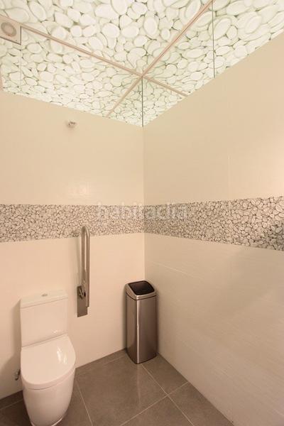 Foto 7761bbb0-7b49-490a-9293-b1512f924a08. Local commercial dans Los Guindos - Parque Mediterráneo - Santa Paula Málaga