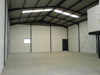 Nau industrial a Bollullos de la Mitación. Fabulosa nave independiente en el parque industrial de bollullos