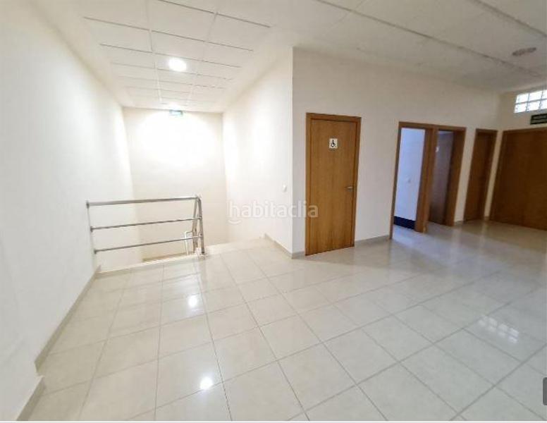 Foto 0797596f-fcb8-4ef2-b791-5aa91af90fd8. Ufficio in Bollullos de la Mitación