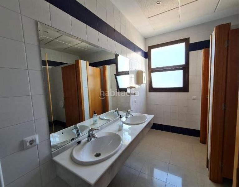 Foto 74aa8994-2fee-4abe-9c0f-4d9c748f5eae. Ufficio in Bollullos de la Mitación