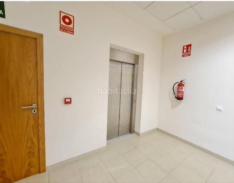 Foto 95c2d67e-3867-416a-a95a-cae9cfda0c20. Ufficio in Bollullos de la Mitación